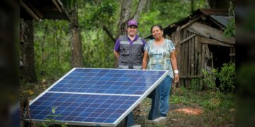 DIF Tamaulipas e IUSA instalan sistemas fotovoltaicos en comunidades rurales