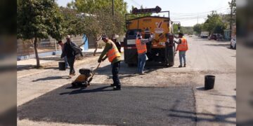 El programa de bacheo permanente sigue sin interrupción mejorando vialidades