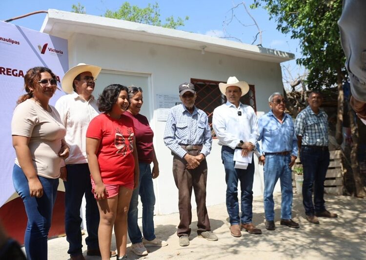 Entrega ayuntamiento vivienda digna a adulto mayor en ejido La Presa