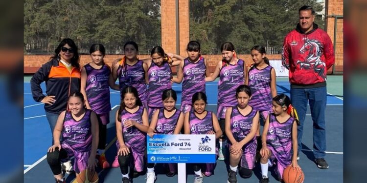 Ford 74, 3er lugar femenil nacional en básquetbol