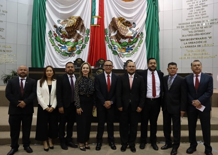 “Este gobierno respeta, no dicta línea, no impone, no amenaza, no corrompe”: Héctor Villegas