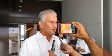 Exhorta Salud a la población a vacunarse y completar esquemas