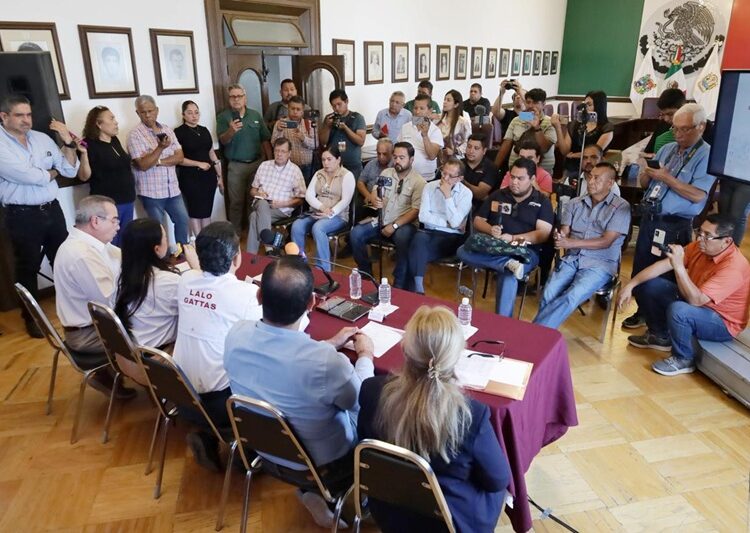 Festividades por Capitalidad de Victoria durante todo abril