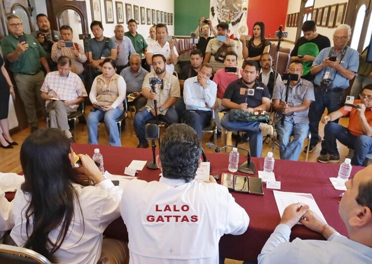 Festividades por Capitalidad de Victoria durante todo abril