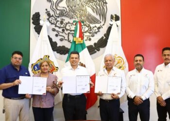 Fomenta Municipio espacios educativos para los adultos