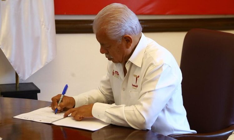 Fomenta Municipio espacios educativos para los adultos