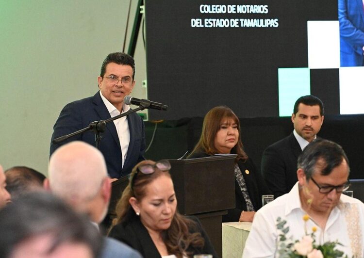 Fortalece alcalde vínculo de respeto y colaboración con Colegio de Notarios