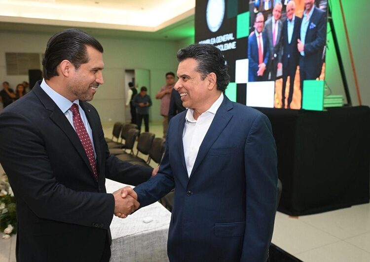 Fortalece alcalde vínculo de respeto y colaboración con Colegio de Notarios