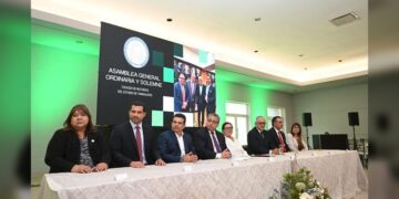 Fortalece alcalde vínculo de respeto y colaboración con Colegio de Notarios