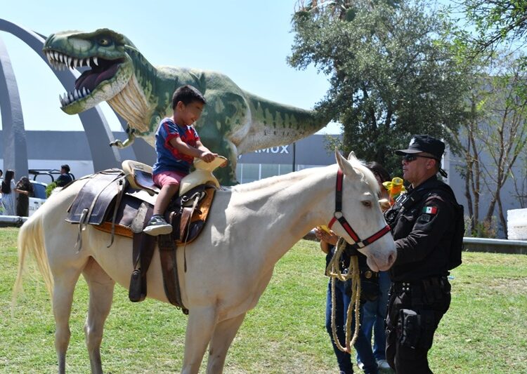 Guardia Estatal se une al TAMUX para celebrar a la niñez tamaulipeca