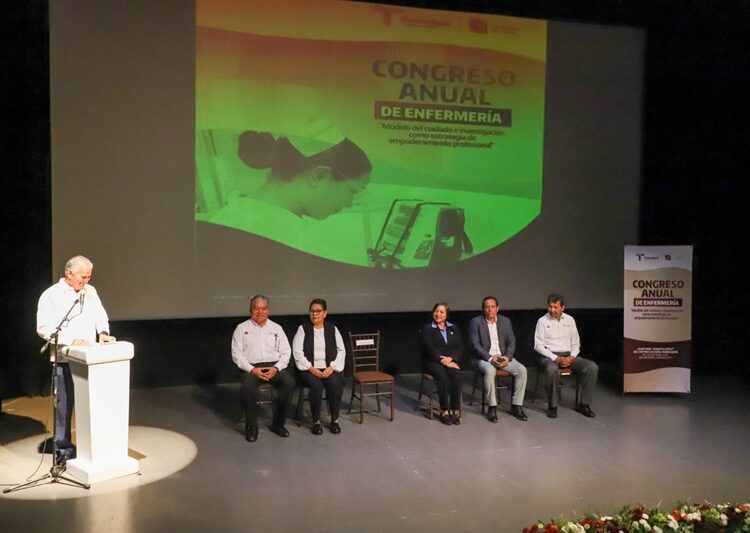 Inaugura secretario de Salud Congreso de Investigación en Enfermería