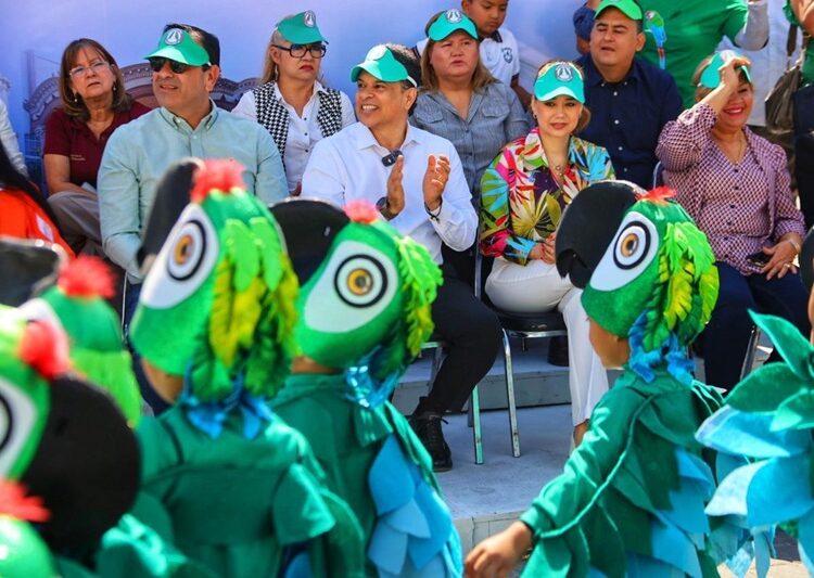 Jardines de niños celebran Capitalidad de Victoria con colorido y mágico desfile