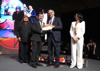 “La UAT del futuro está en marcha”: Dámaso Anaya