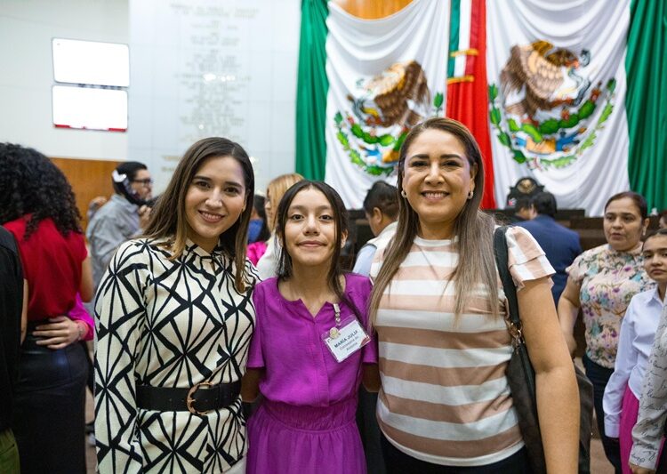 Niños y adolescentes presentan iniciativa en el Congreso