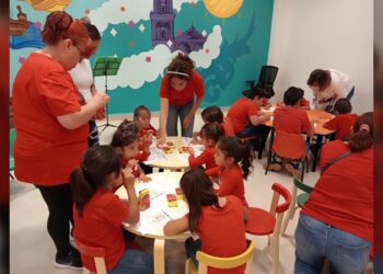 Pintan, juegan y aprenden en la nueva Infoteca municipal