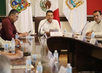 Preside Gattás Mesa del Agua Municipal