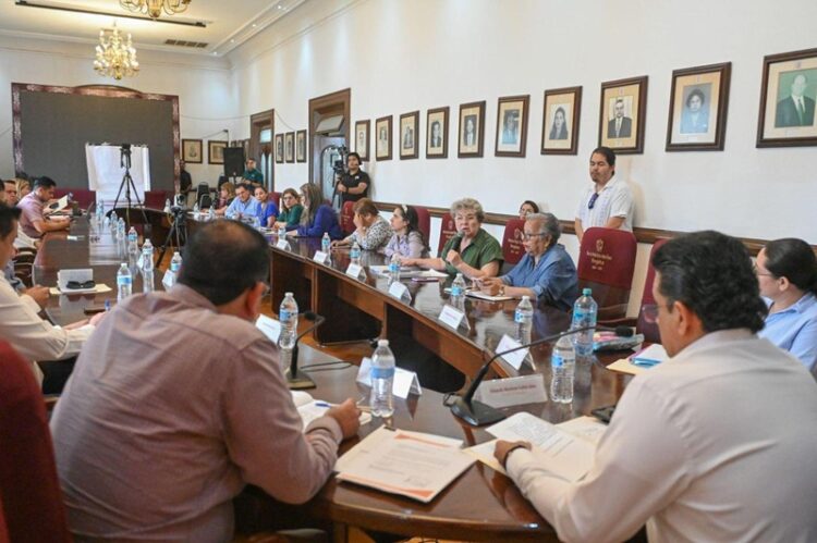 Cesar Lozano en Victoria este miércoles 30 de abril