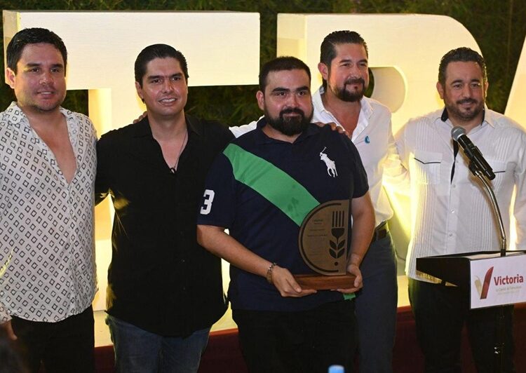 Reafirma alcalde apoyo a la industria restaurantera