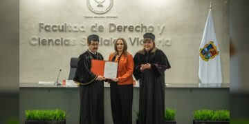 Recibe Isolda Rendón nombramiento de presidenta honoraria de Familia UAT