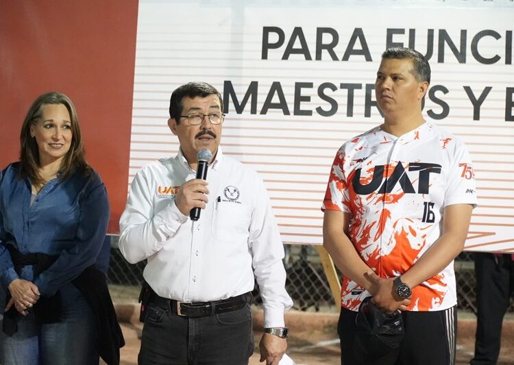 Rector inaugura torneos deportivos en la UAT