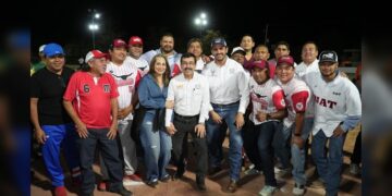 Rector inaugura torneos deportivos en la UAT