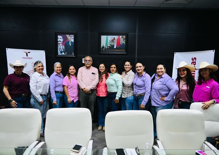 Se reúne secretario de Desarrollo Rural con mujeres ganaderas