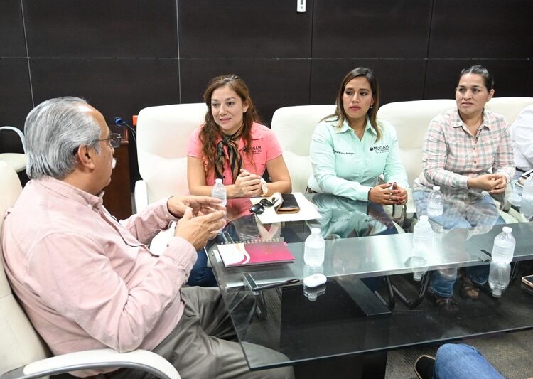 Se reúne secretario de Desarrollo Rural con mujeres ganaderas