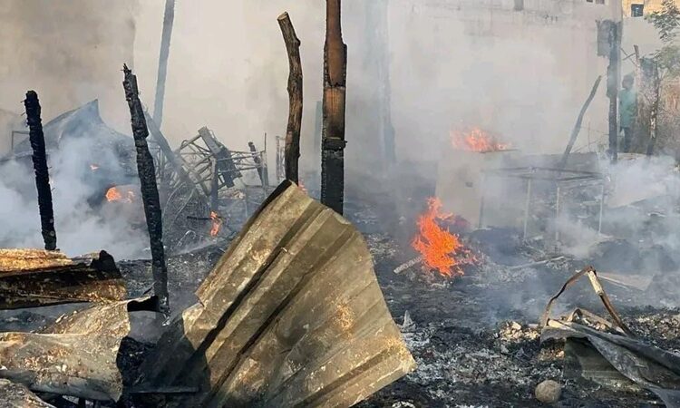 Solidaridad ciudadana y SIAMAR reconstruyen hogar de familia en Victoria