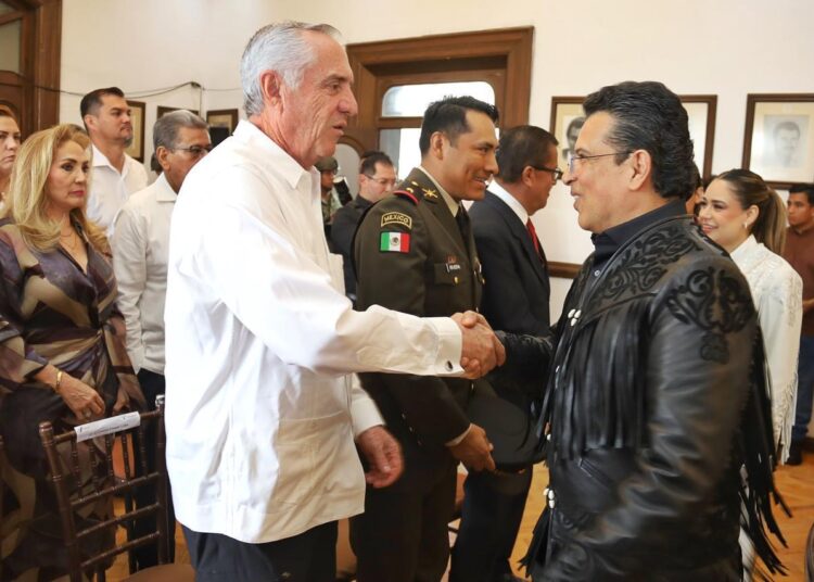 Con el gobernador, seguiremos construyendo una gran Capital: Lalo