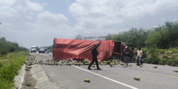 Alerta: circulación obstruida en la Carretera Victoria-Monterrey