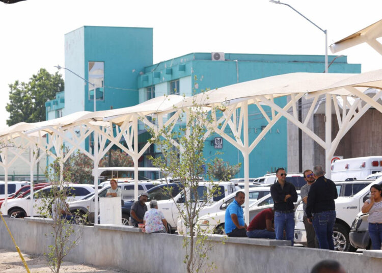 Entrega Carmen Lilia obras que mejoran la calidad de vida de familias en NLD