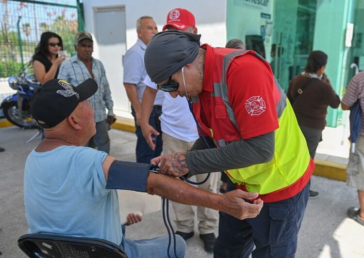 Activa Gobierno de Victoria operativo de hidratación ante ola de calor