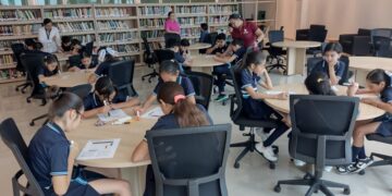 Alumnos de la Escuela “Cosme Pérez” viven un recreo divertido en la Infoteca