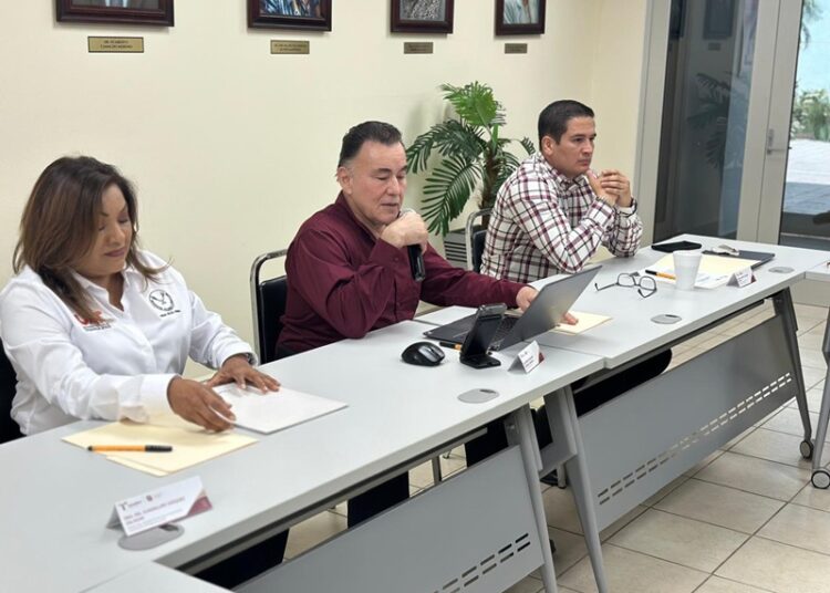 Analiza GTE acciones y estrategias para proteger salud de la población