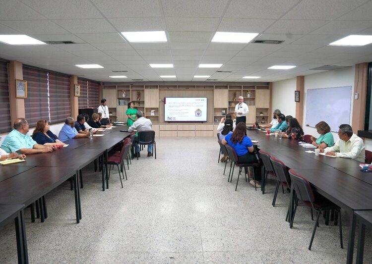 Apoya NLD a asociaciones civiles con capacitación del SAT