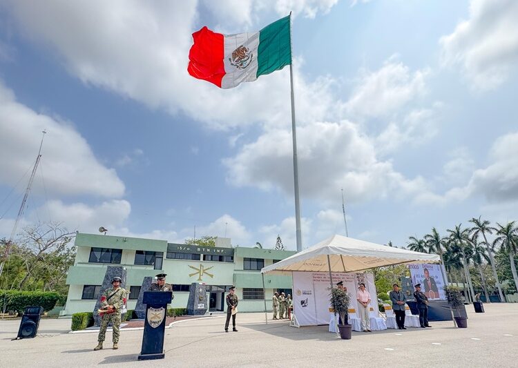 Atestigua Mónica Villarreal protesta de bandera del Servicio Militar Nacional