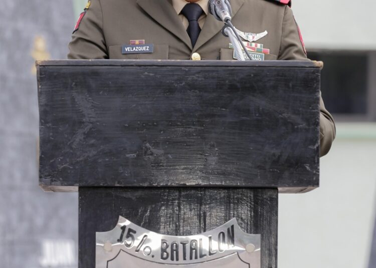 Atestigua Mónica Villarreal protesta de bandera del Servicio Militar Nacional