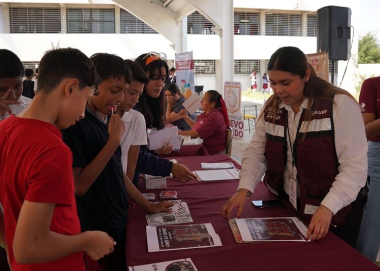 Brigada contacto jóven de IMJUVE llega a la Sec. 95 de Villas de San Miguel