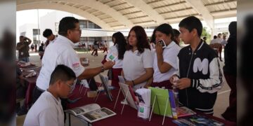 Brigada contacto jóven de IMJUVE llega a la Sec. 95 de Villas de San Miguel