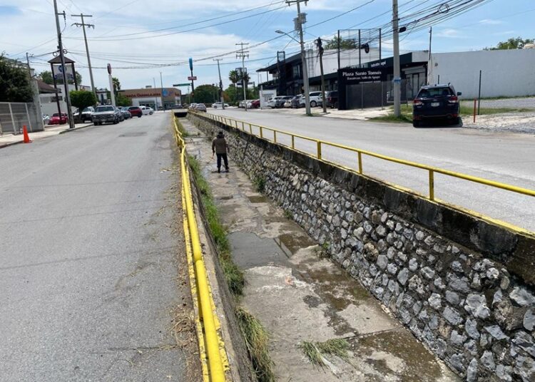 COMAPA Victoria refuerza limpieza de drenes y rejillas pluviales