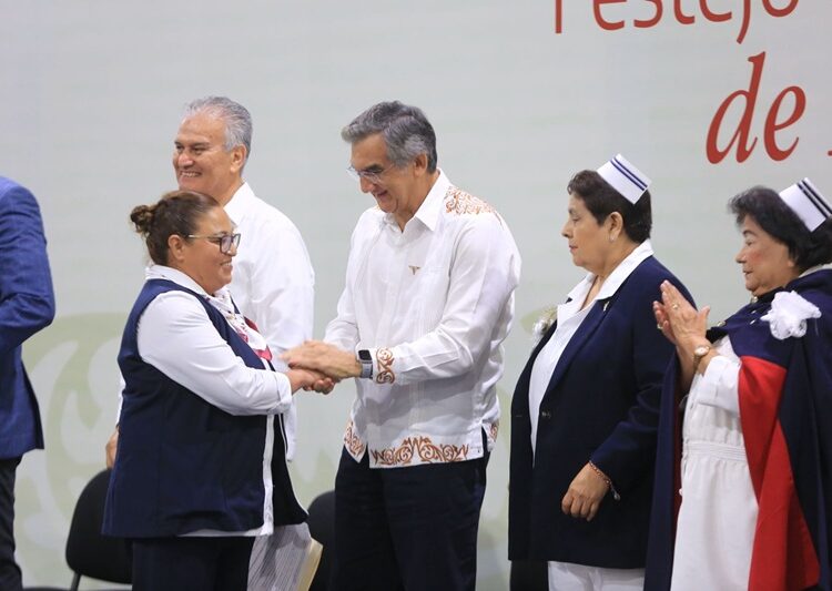 Celebra AVA a cerca de 3 mil profesionales de la enfermería en Tamaulipas