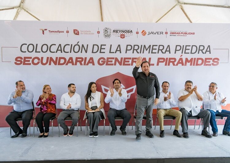 Colocan primera piedra de nueva secundaria general en Reynosa