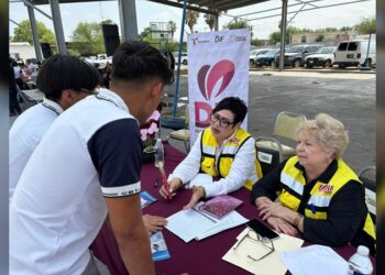 DIF NLD lleva pláticas preventivas a jóvenes de secundaria