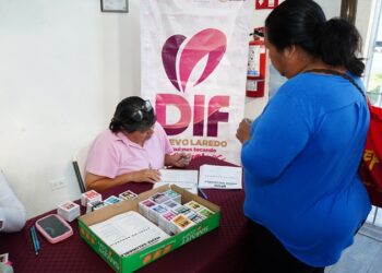 DIF NLD realiza Brigada “Tocando Corazones: Mamá Saludable”