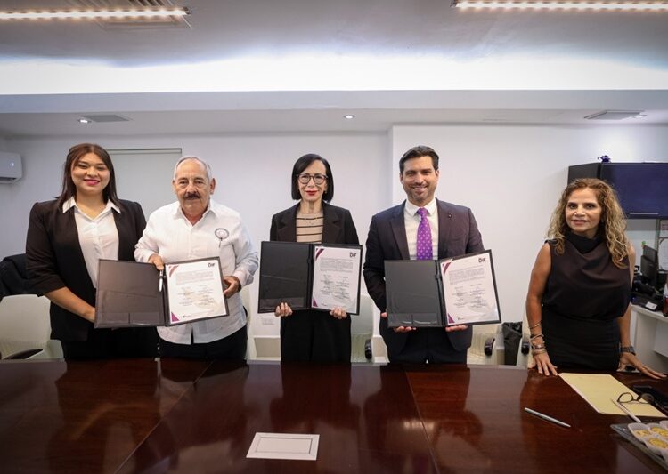 DIF Tam y Colegio de Notarios firman convenio en beneficio de familias vulnerables