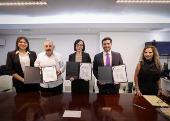 DIF Tam y Colegio de Notarios firman convenio en beneficio de familias vulnerables