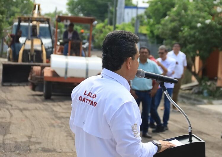 Dan banderazo de arranque a programa de 108 obras en Victoria