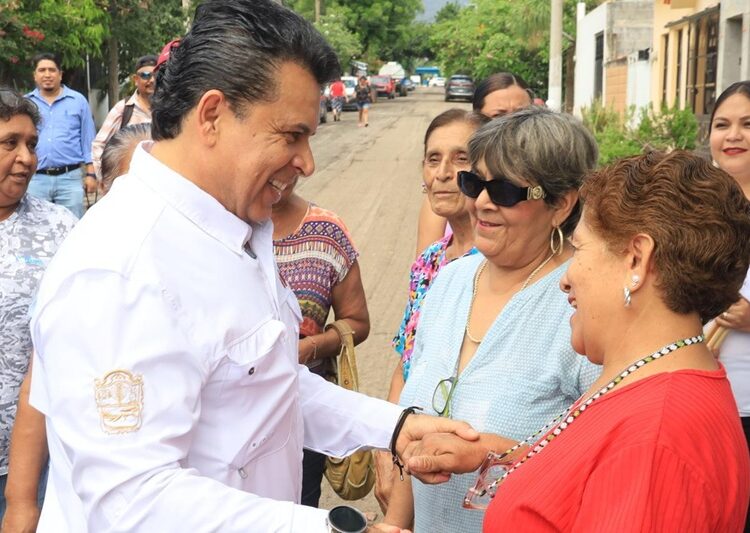 Dan banderazo de arranque a programa de 108 obras en Victoria