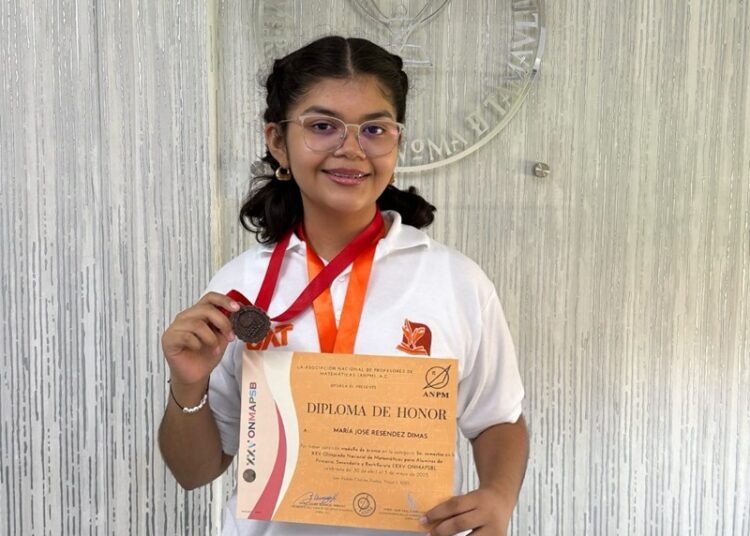Destaca estudiante de la UAT en Olimpiada Nacional de Matemáticas