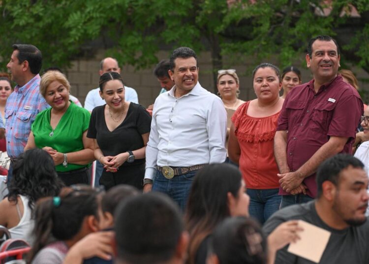 Disfrutan vecinos de la Moderna de divertida ‘Tarde en Familia’